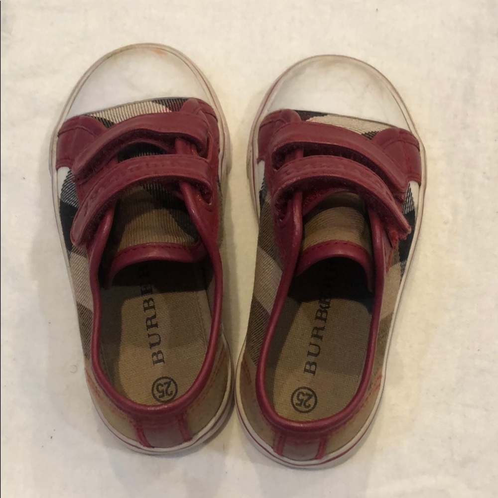 Burberry sneakers